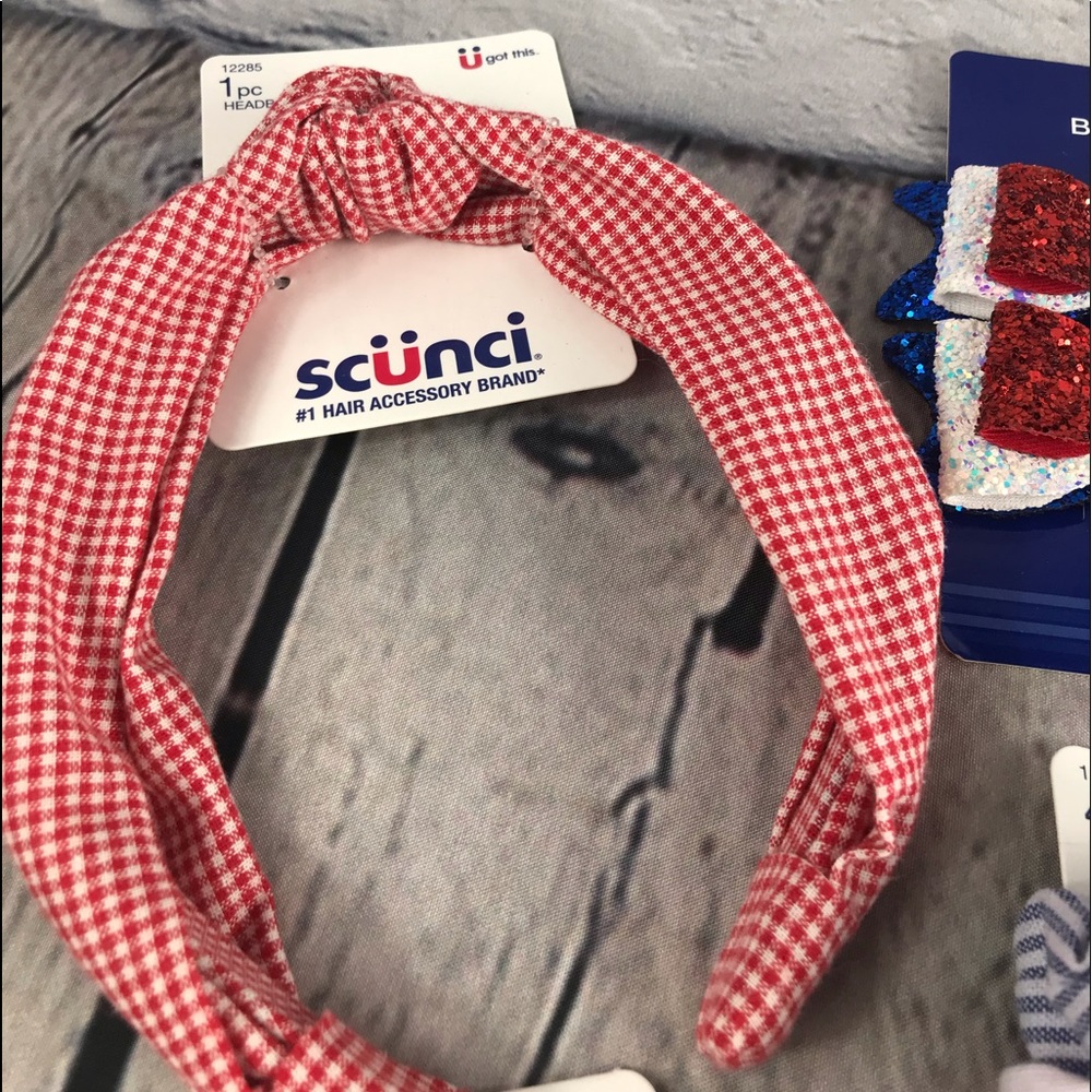 HAIR ACCESSORIES - Picture 10 of 10